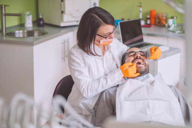 Best Emergency Dental Extractions in Rshfield Hills, MA